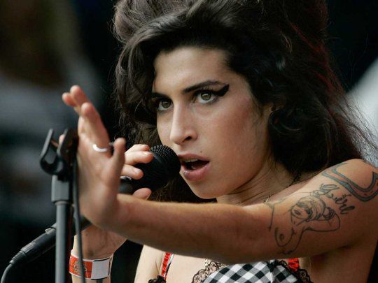 Disfrútalas este finde: Las 5 mejores canciones para recordar a Amy Winehouse a 10 años de su muerte