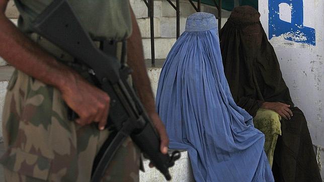 Estas son las 29 prohibiciones que los talibanes imponen a las mujeres