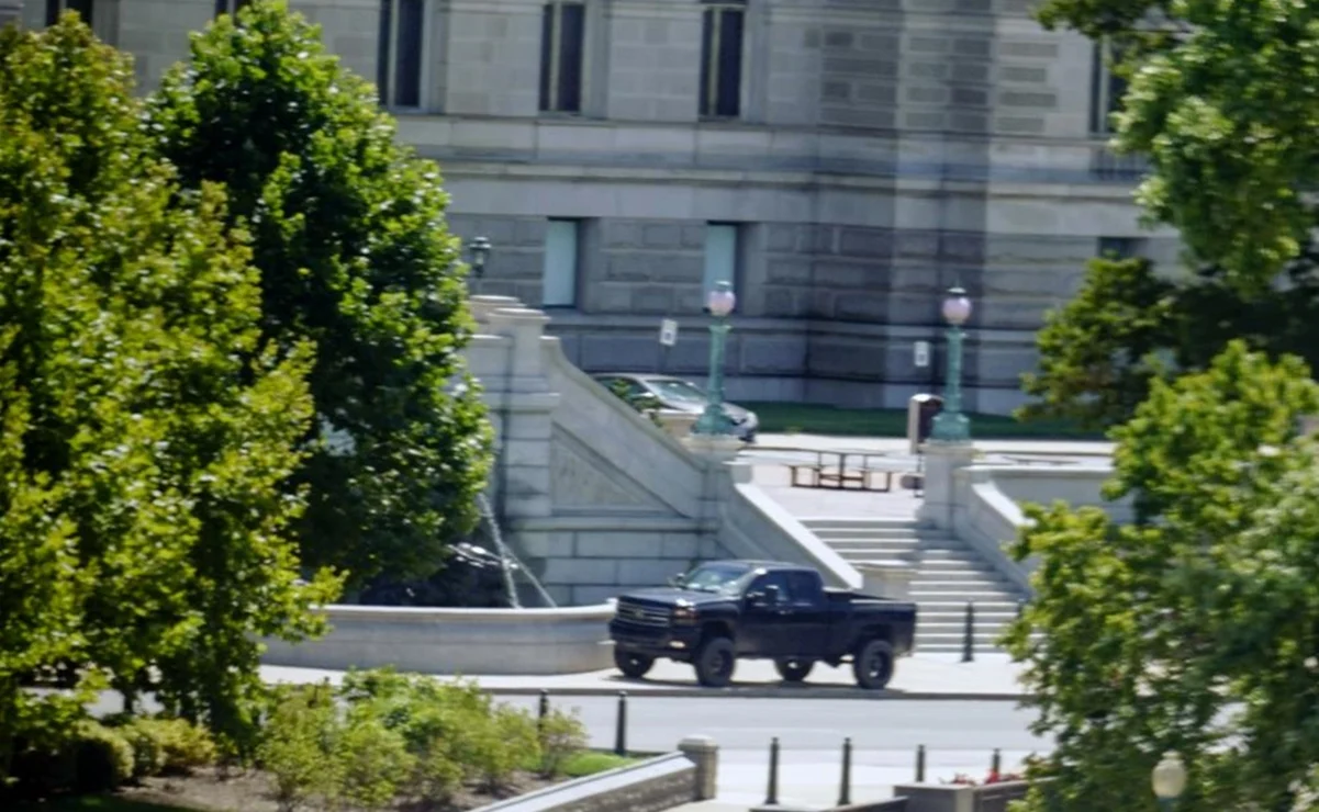 Evacúan oficinas del Capitolio de los EEUU por amenaza de bomba: investigan vehículo sospechoso