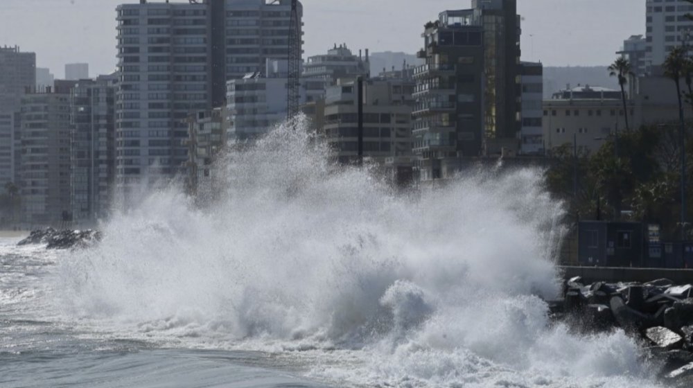 Fuertes marejadas se registraron en la Región de Valparaíso