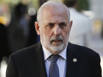 Asociación de fiscales critica a Abbott por reunión con senadores antes de nominación pero coinciden sobre cambios a ley