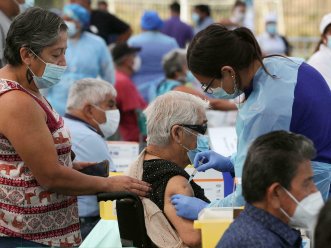 Siete fallecidos, 358 nuevos casos confirmados y una positividad de 0,8% a nivel nacional