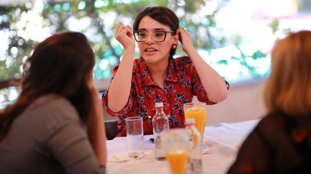 137 millones de pesos en boletas: ¿De qué se trata la acusación contra Karina Oliva?