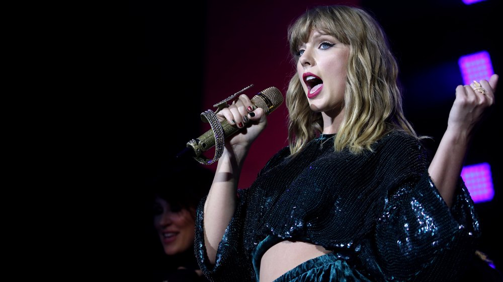 ¿Plagio? Taylor Swift irá a juicio por la letra de su hit mundial "Shake it off"