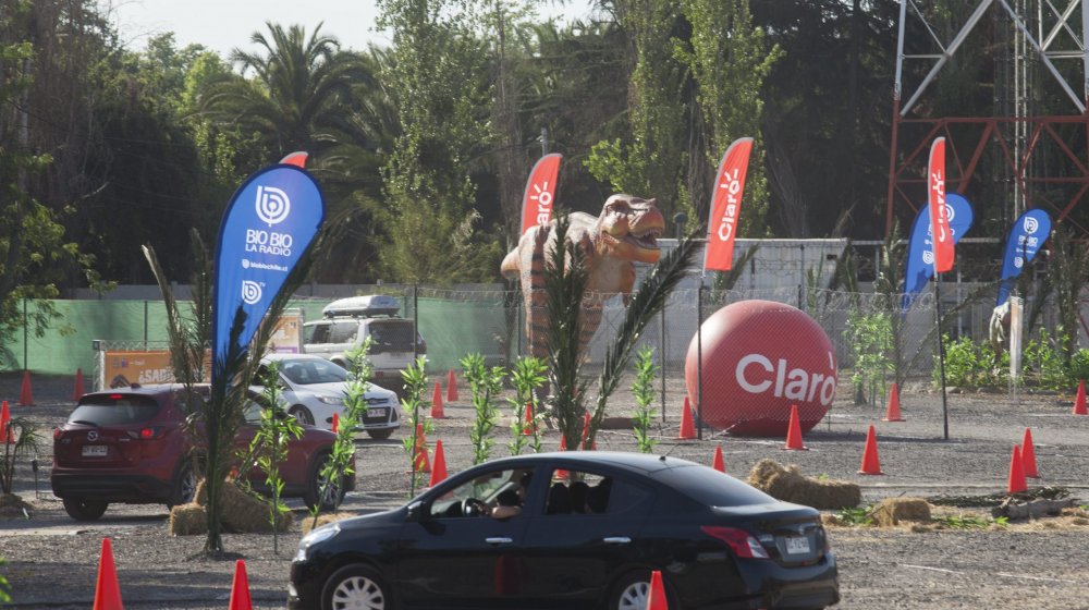 Un parque jurásico desde la comodidad de tu auto: Así se vive Dinosaurios Auto-Tour
